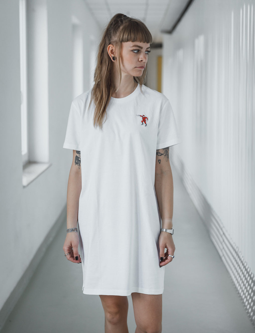 kleid "Dolchstoßer" - white (KNFRNT)