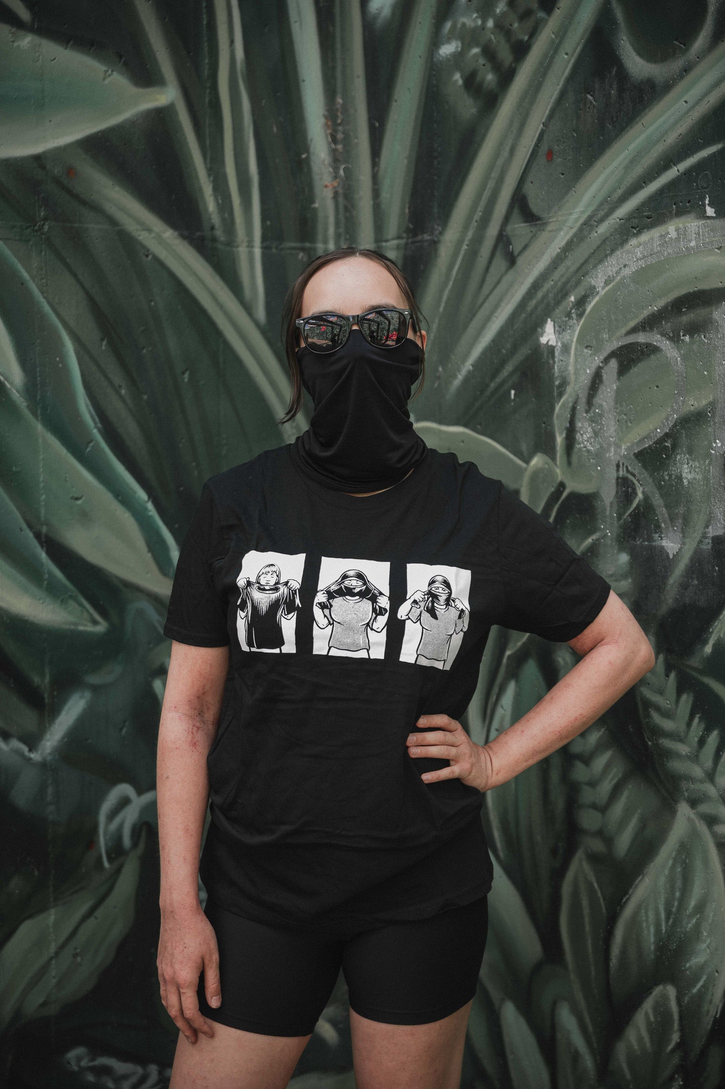 unisex shirt "better disguised"