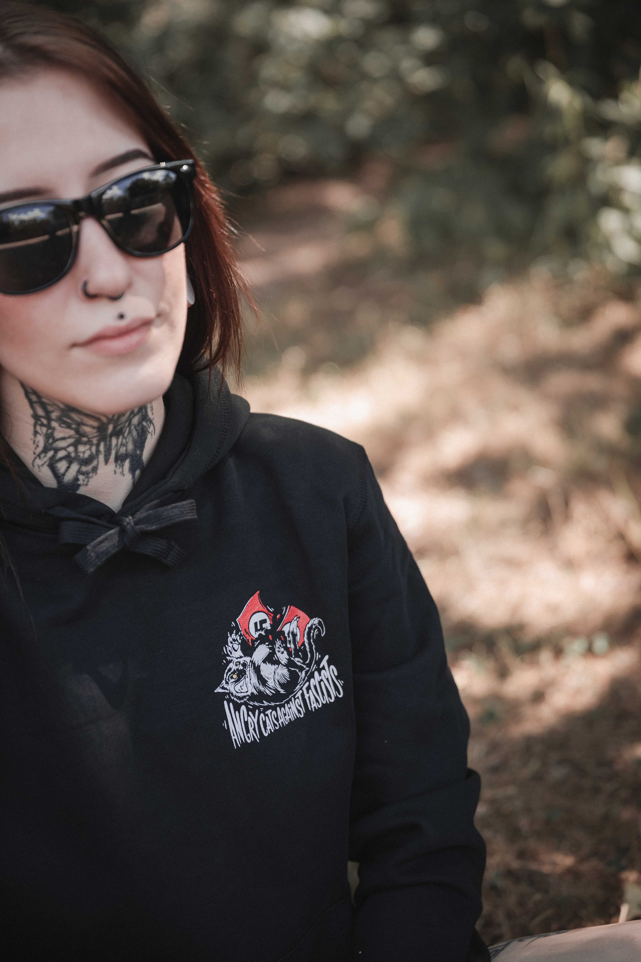 unisex hoodie "angry cats against fascists"