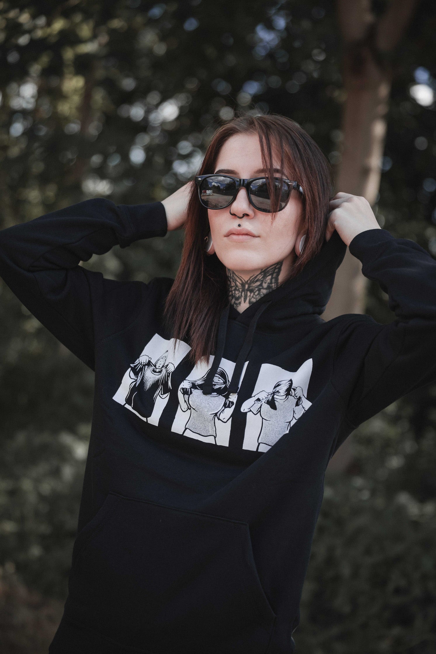 unisex hoodie "better disguised"