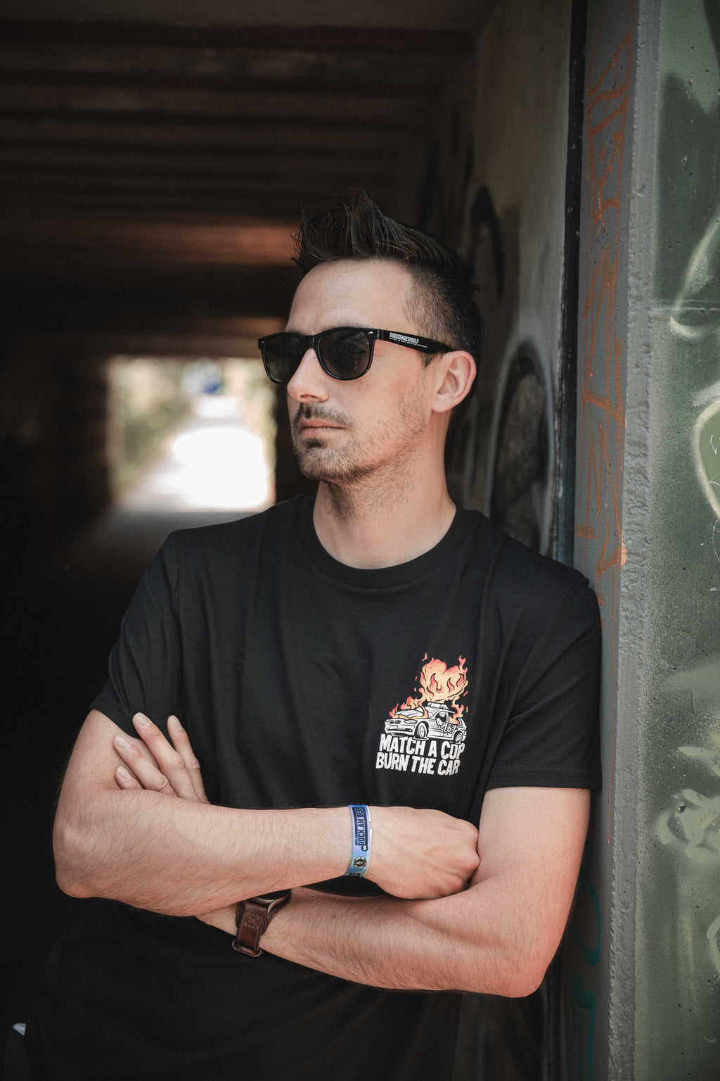 unisex shirt "match a cop - burn the car"