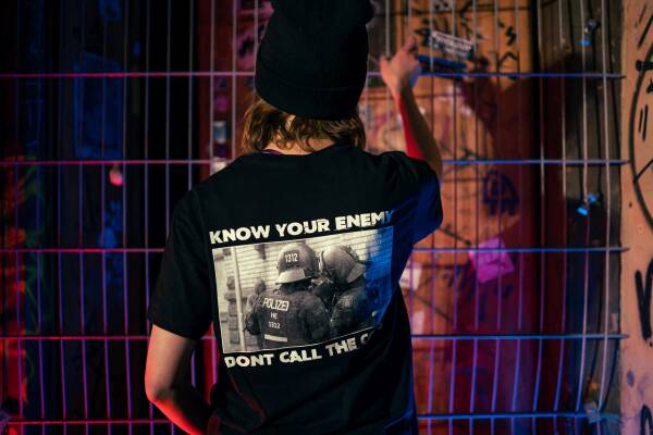 Shirt &quot;know your enemy&quot; - black unisex XXL